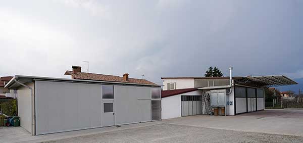 Immagine degli esterni del reparto carpenteria di Eliservice